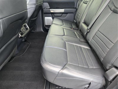 2025 Ford Super Duty F-350 DRW Platinum