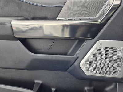 2025 Ford Super Duty F-350 DRW Platinum