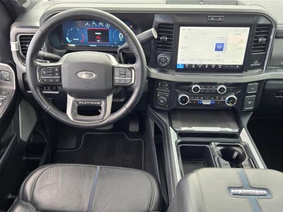 2025 Ford Super Duty F-350 DRW Platinum