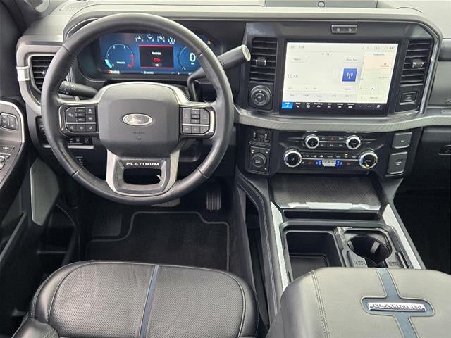 2025 Ford Super Duty F-350 DRW Platinum