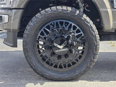 2026 Ford Super Duty F-450 DRW Platinum