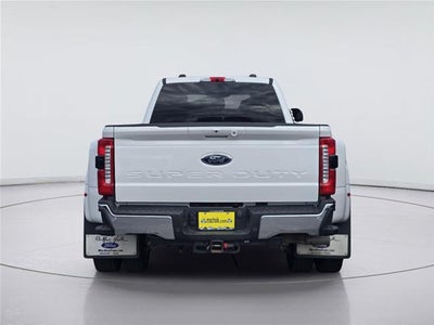 2026 Ford Super Duty F-450 DRW Lariat