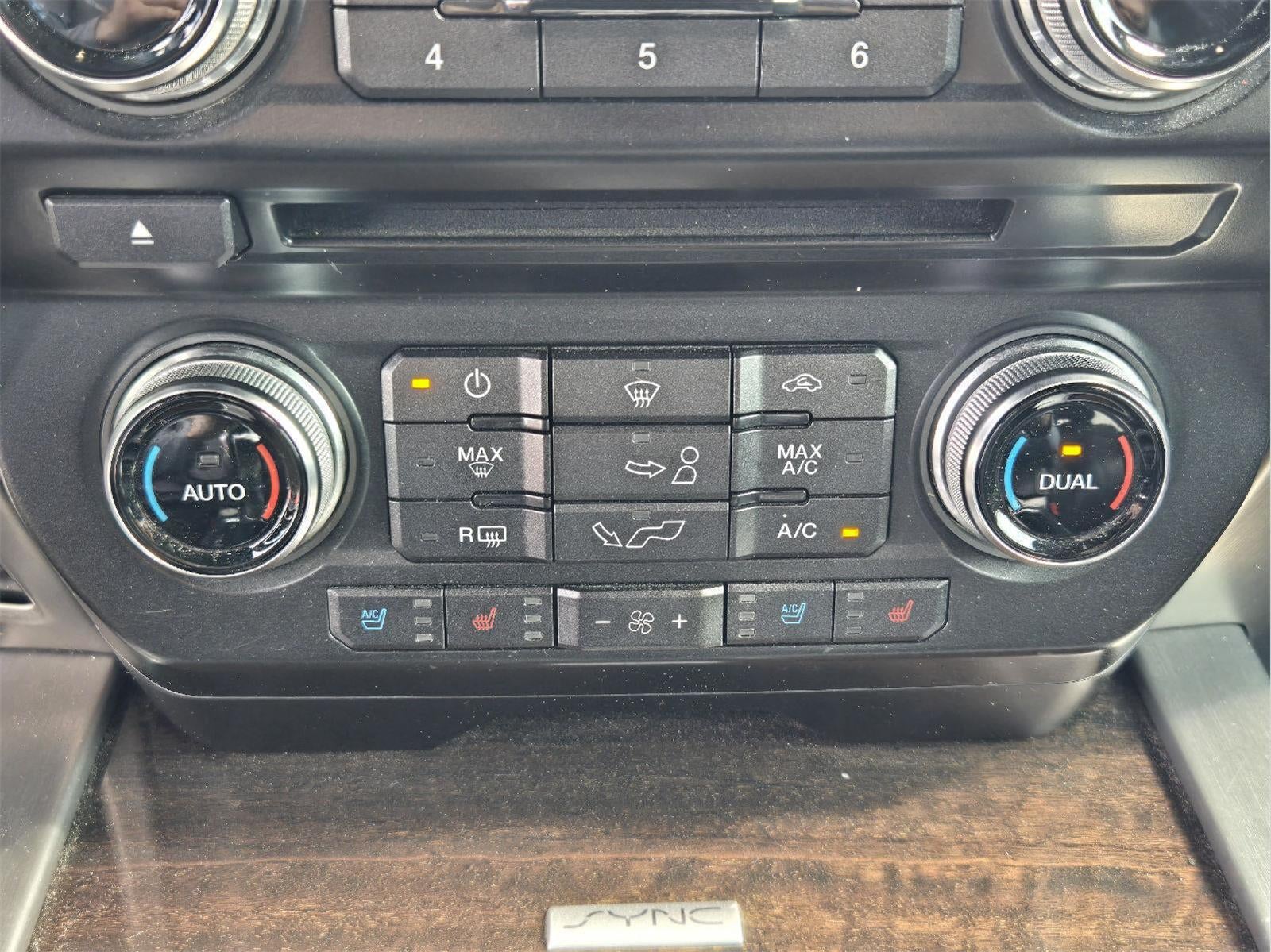 2016 Ford F-150 Platinum