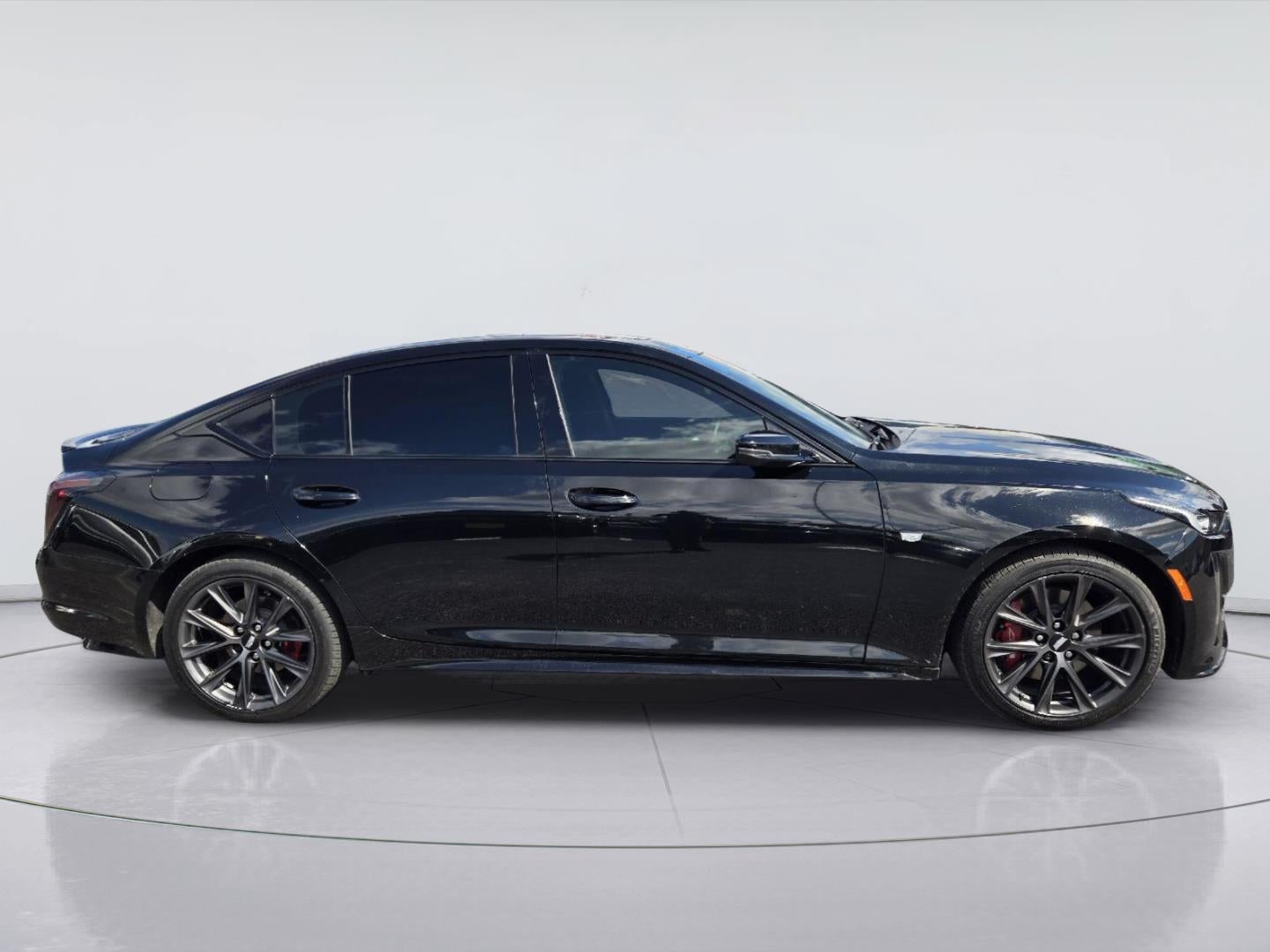 2022 Cadillac Ct5 Sport