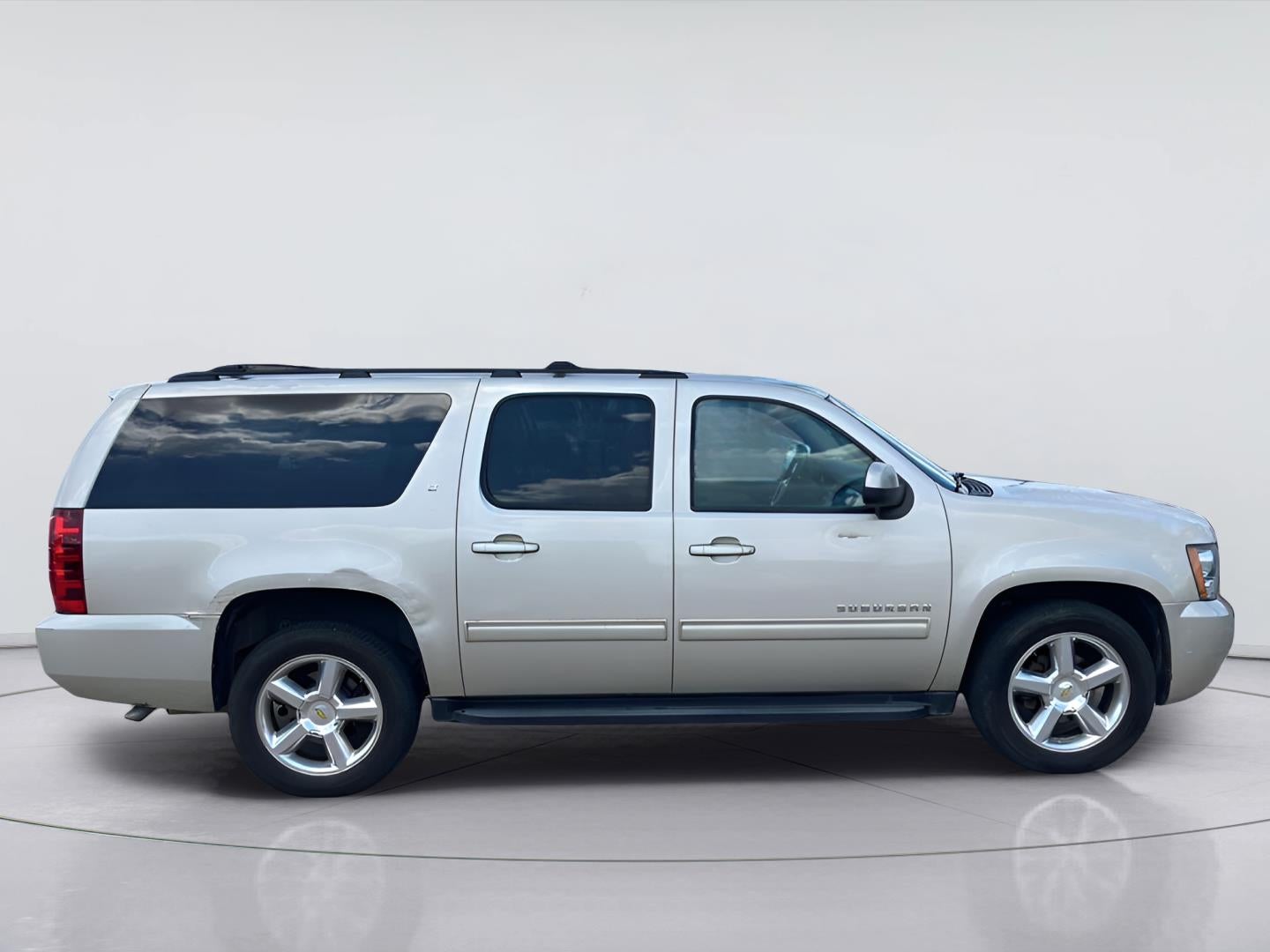 2013 Chevrolet Suburban LT