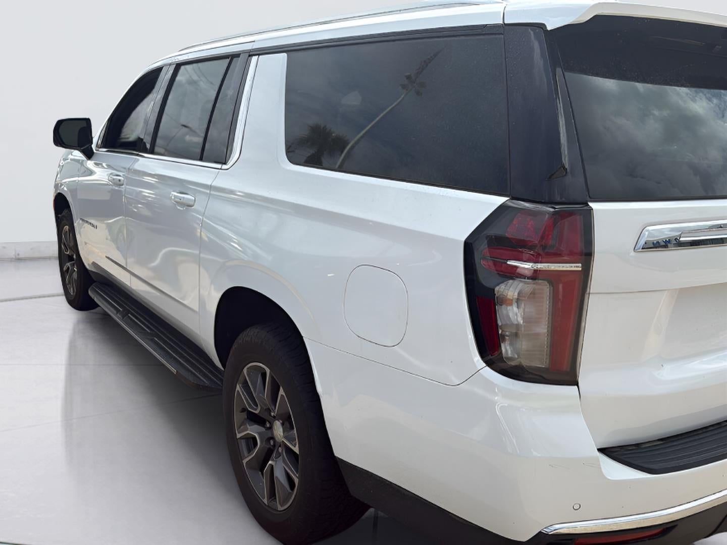 2022 Chevrolet Suburban LT