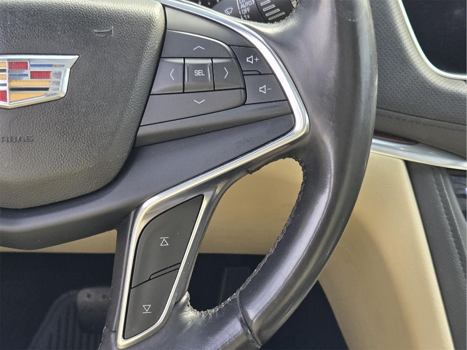 2018 Cadillac XT5 Luxury FWD