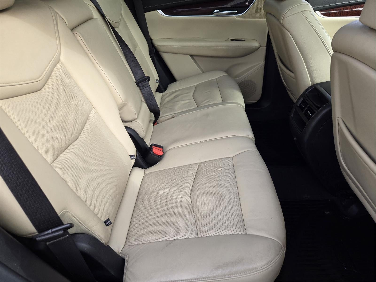 2018 Cadillac XT5 Luxury FWD