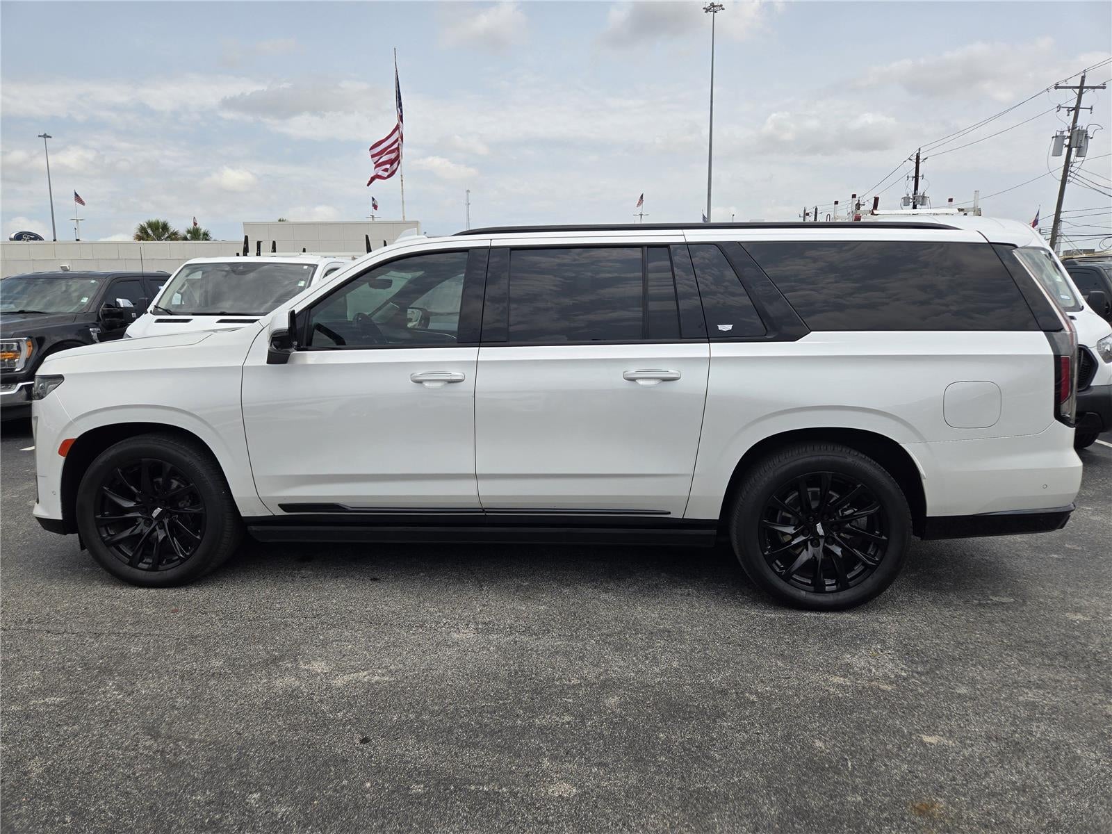 2023 Cadillac Escalade ESV 4WD Sport