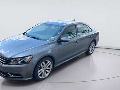 2019 Volkswagen Passat 2.0T Wolfsburg Edition