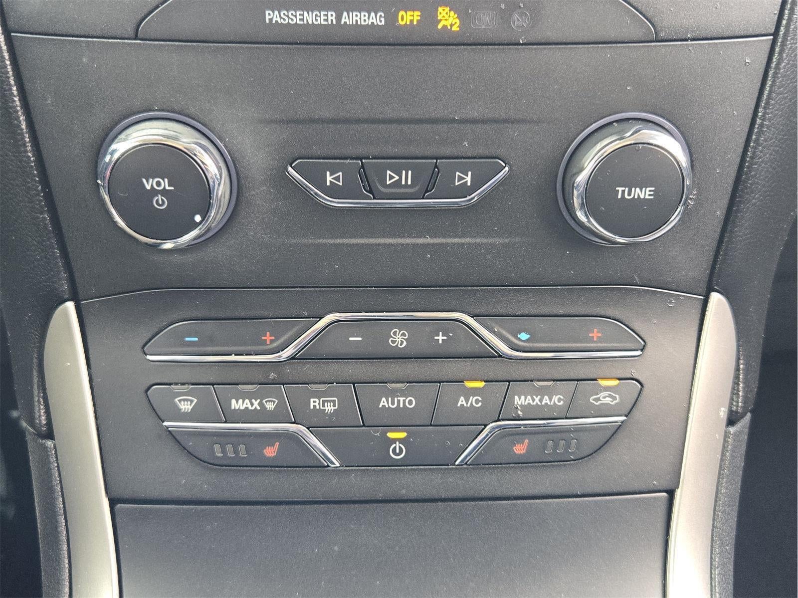 2020 Ford Edge SEL