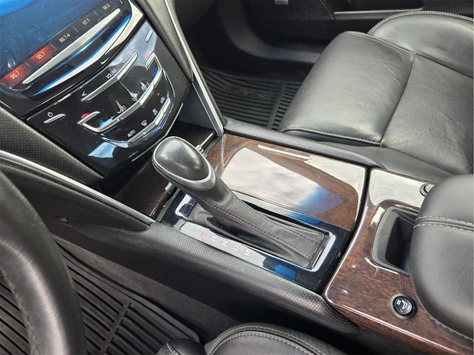 2014 Cadillac XTS STD