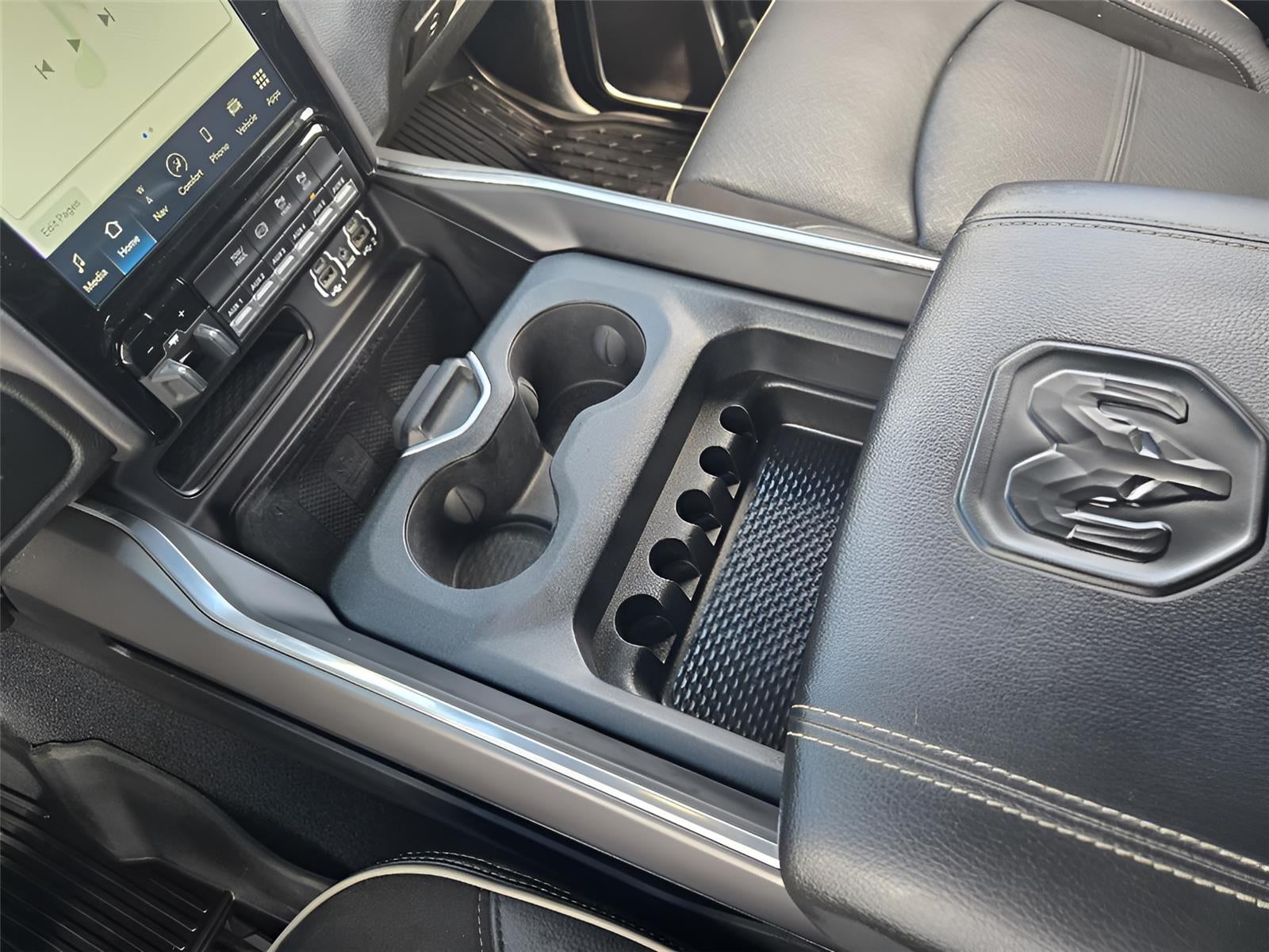 2022 RAM 3500 Laramie