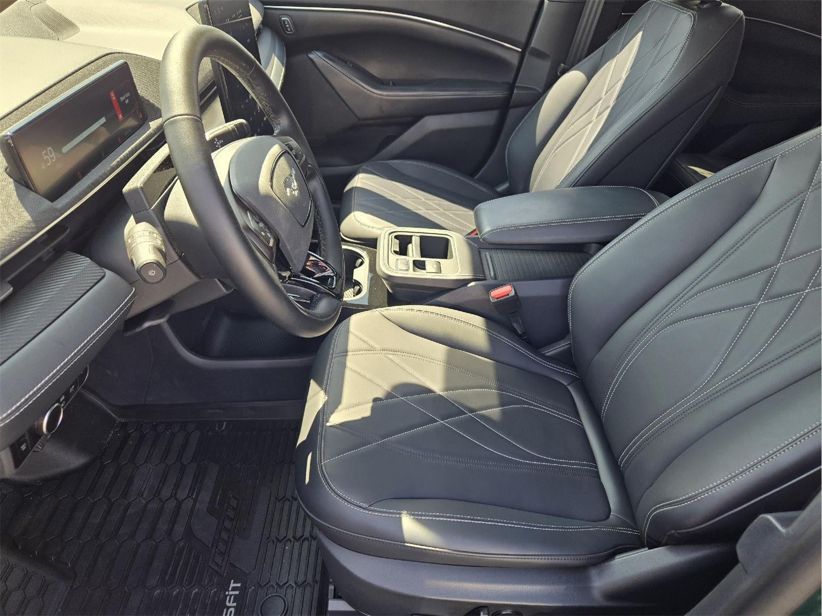2025 Ford MUSTANG MACH-E SELECT