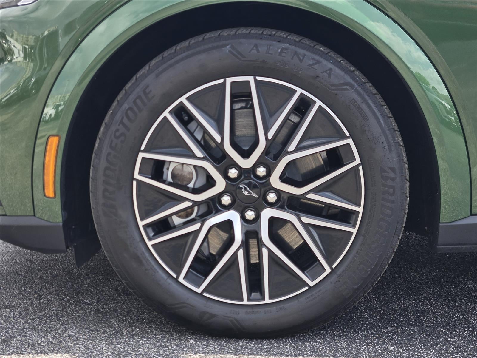 2025 Ford MUSTANG MACH-E PREMIUM