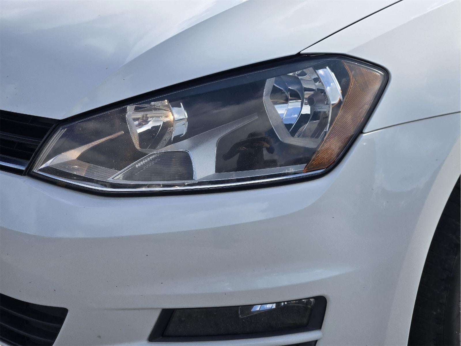 2017 Volkswagen Golf TSI SE