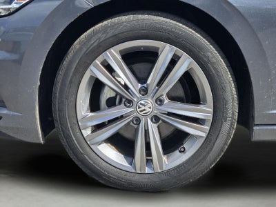 2021 Volkswagen Jetta R-Line