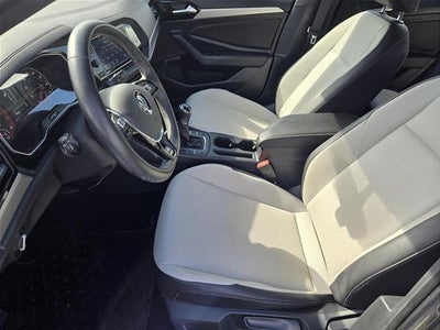 2021 Volkswagen Jetta R-Line