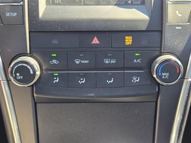 2017 Toyota Camry SE