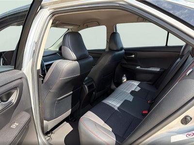 2017 Toyota Camry SE