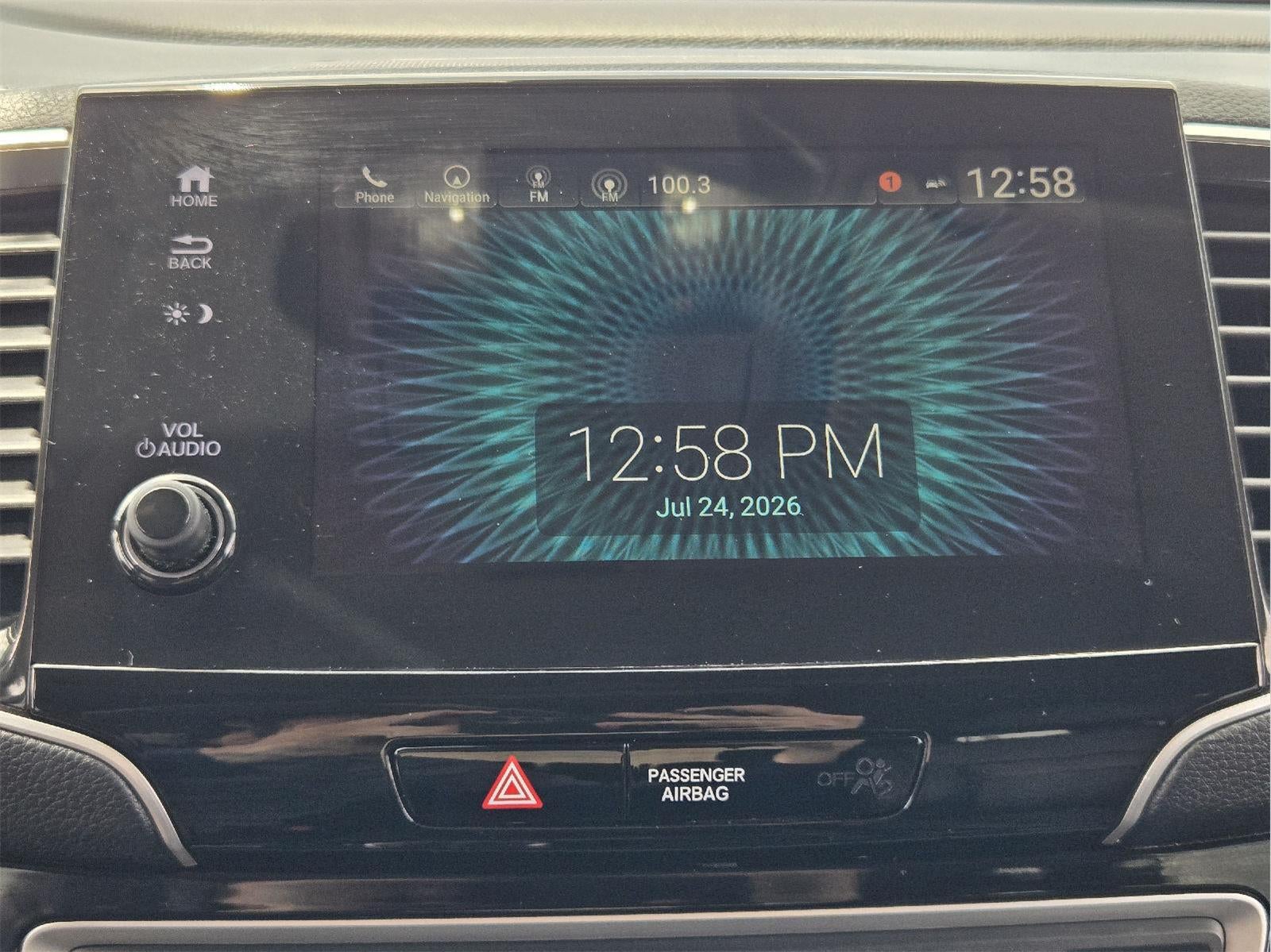 2021 Honda Pilot Touring w/Rear Captain's Chairs