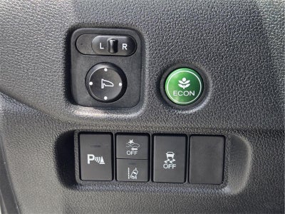 2021 Honda Pilot Touring w/Rear Captain's Chairs