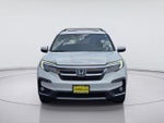 2021 Honda Pilot Touring w/Rear Captain's Chairs