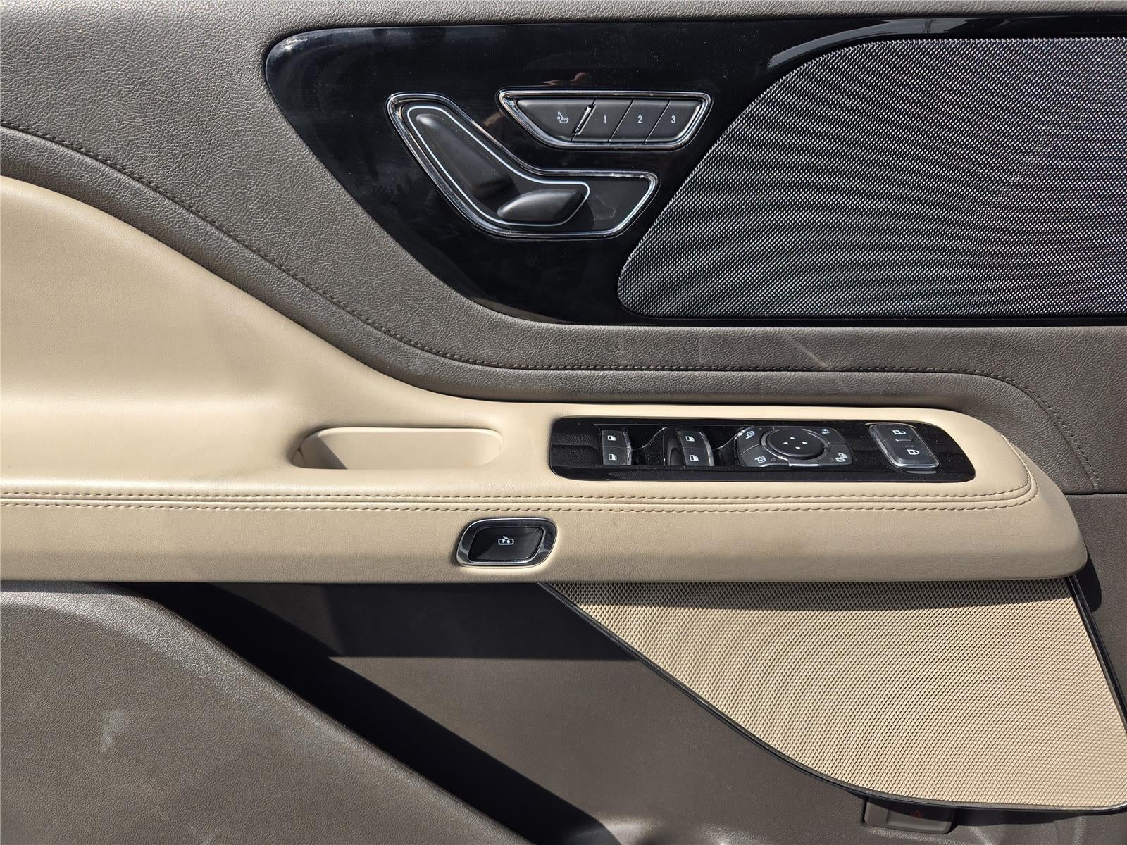2023 Lincoln Aviator Standard