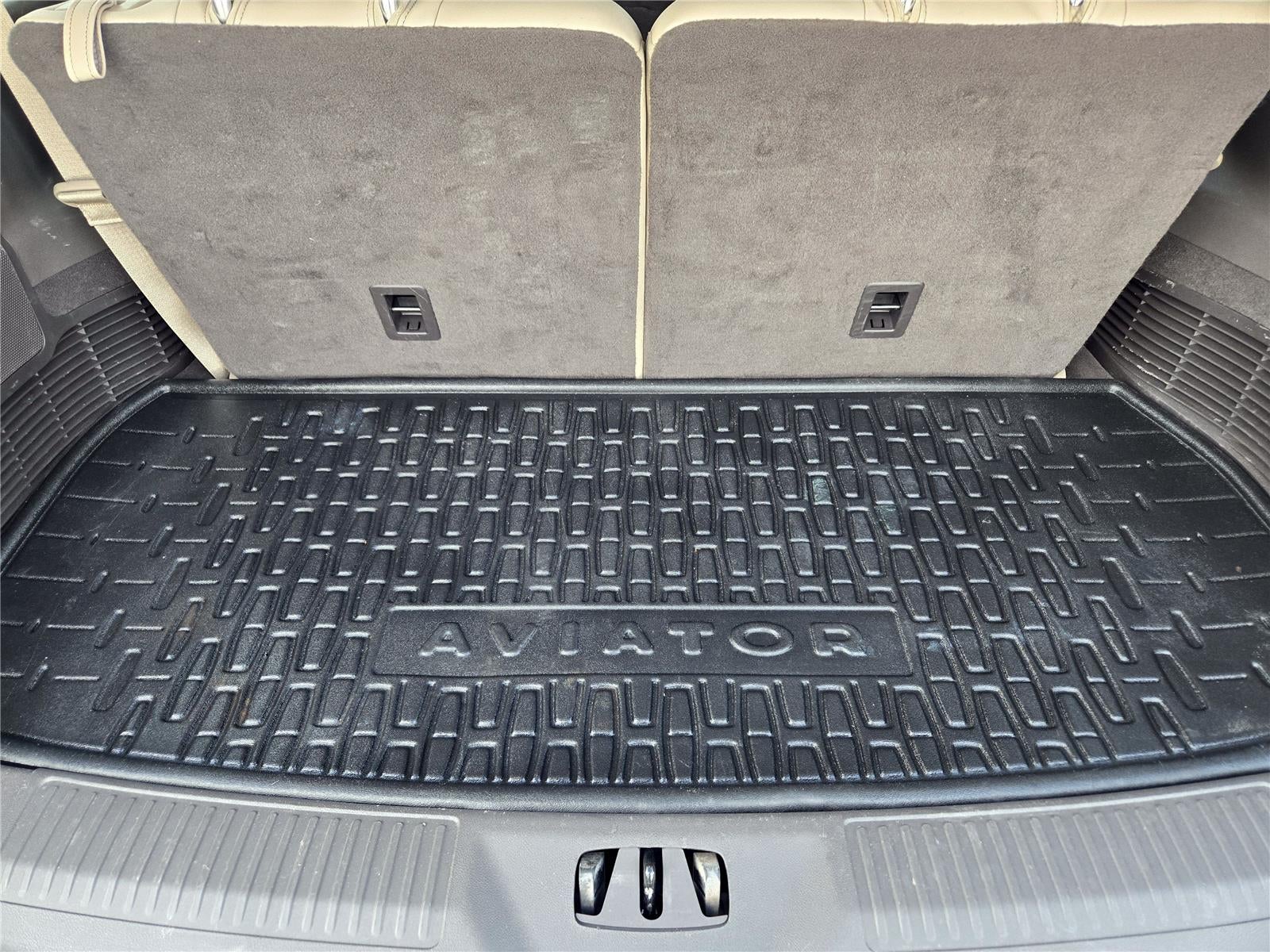 2023 Lincoln Aviator Standard