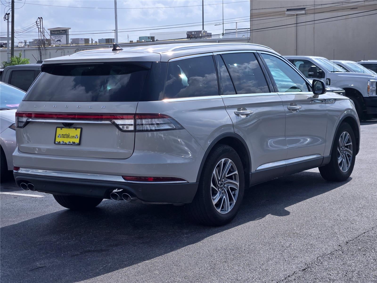 2023 Lincoln Aviator Standard