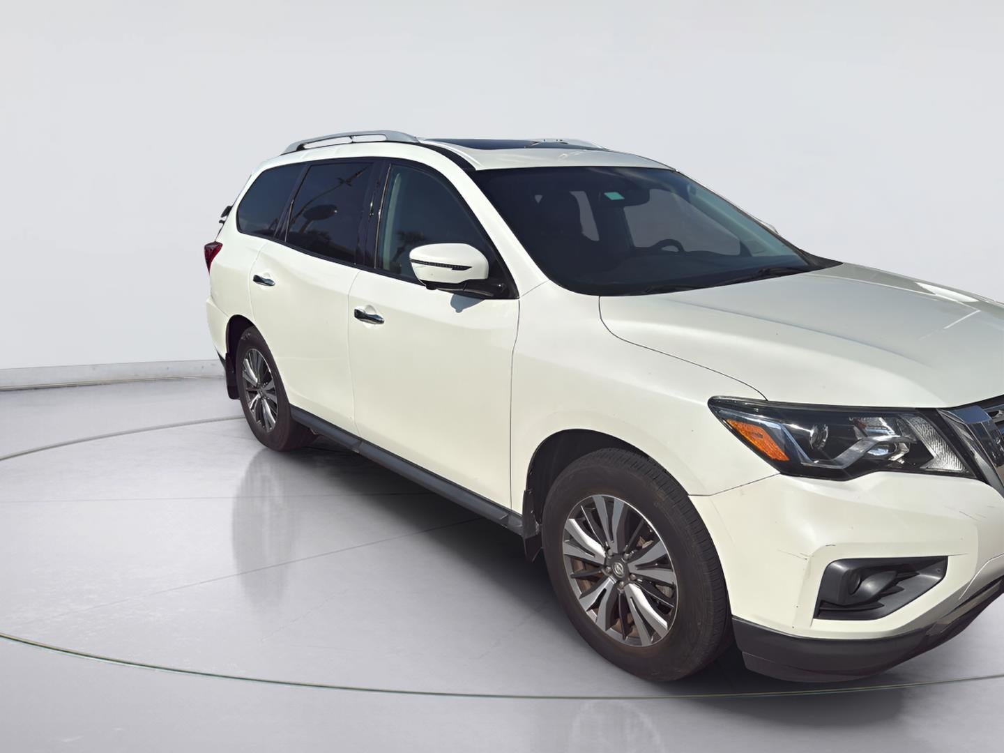 2017 Nissan Pathfinder SL