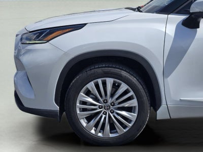 2023 Toyota Highlander Platinum