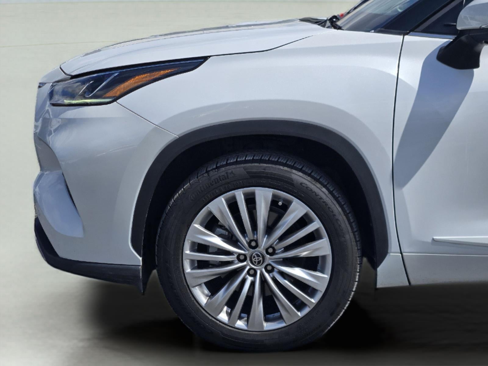 2023 Toyota Highlander Platinum