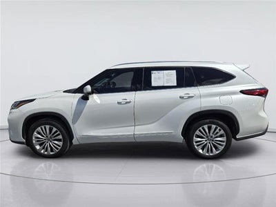 2023 Toyota Highlander Platinum