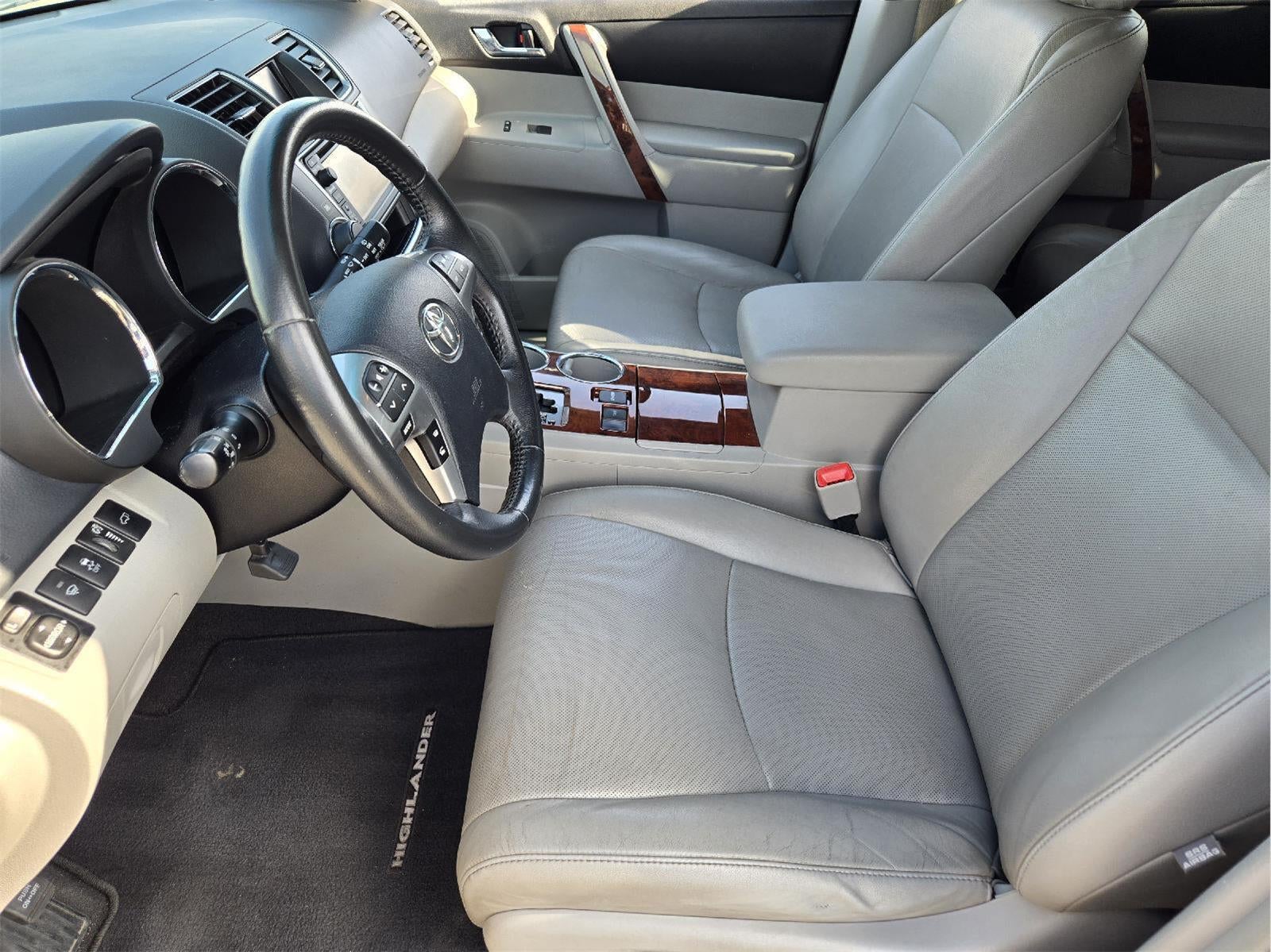 2013 Toyota Highlander Limited
