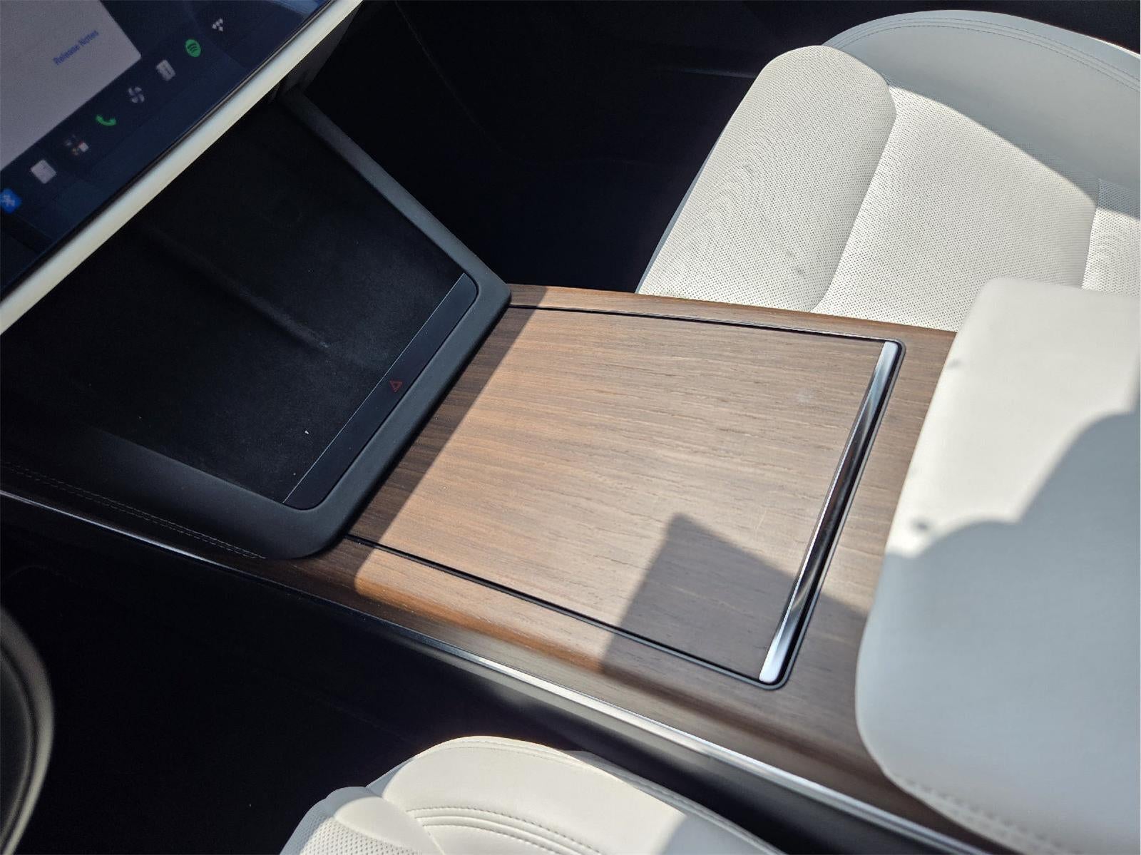 2023 Tesla MODELS Base