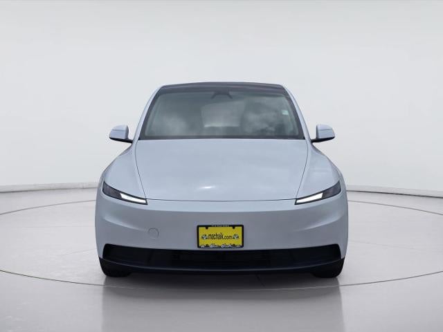 2026 Tesla Model Y Base