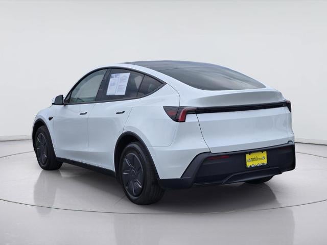 2026 Tesla Model Y Base