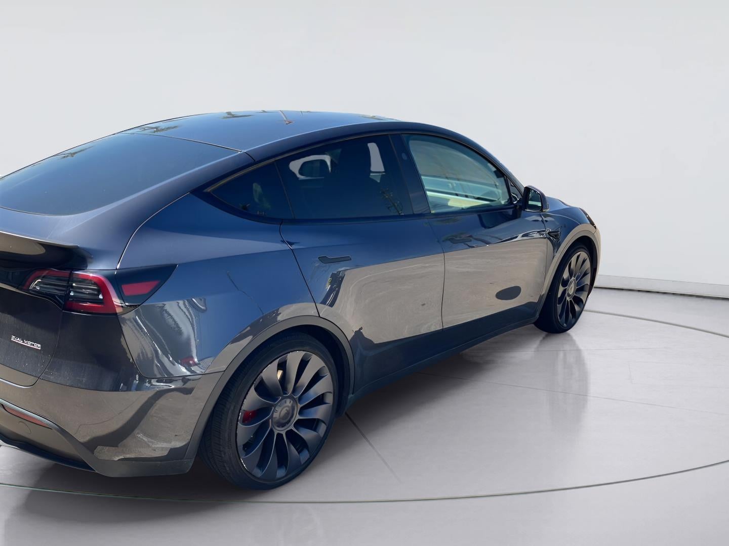 2024 Tesla Model Y Performance
