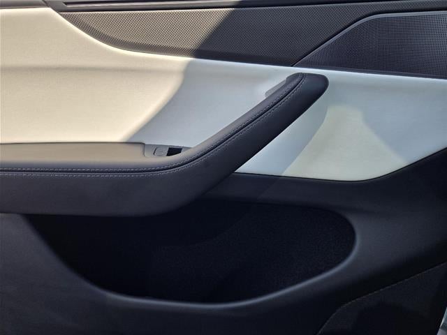 2026 Tesla Model Y Performance