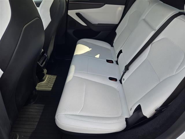 2026 Tesla Model Y Performance