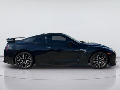 2020 Nissan Gt-R Premium