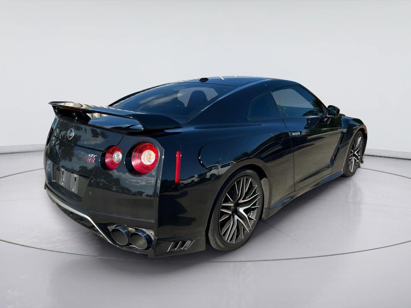 2020 Nissan Gt-R Premium