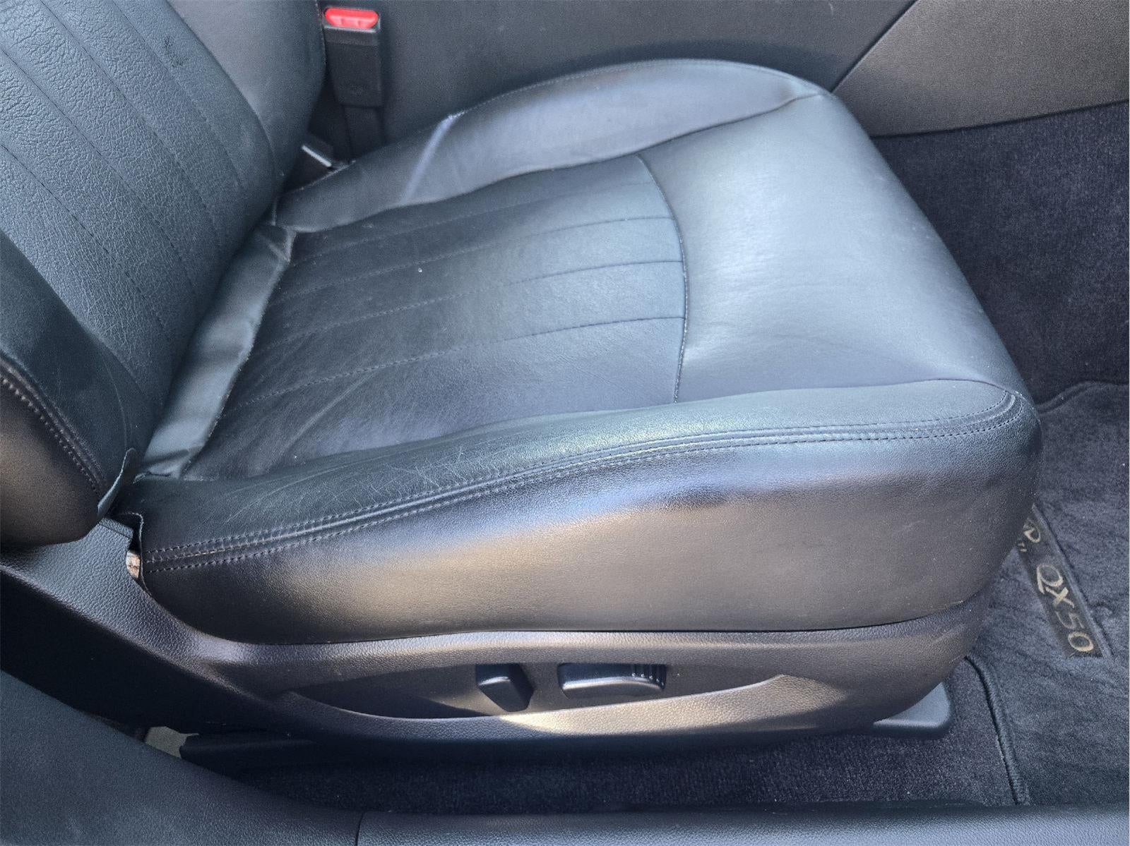 2017 INFINITI QX50 Base