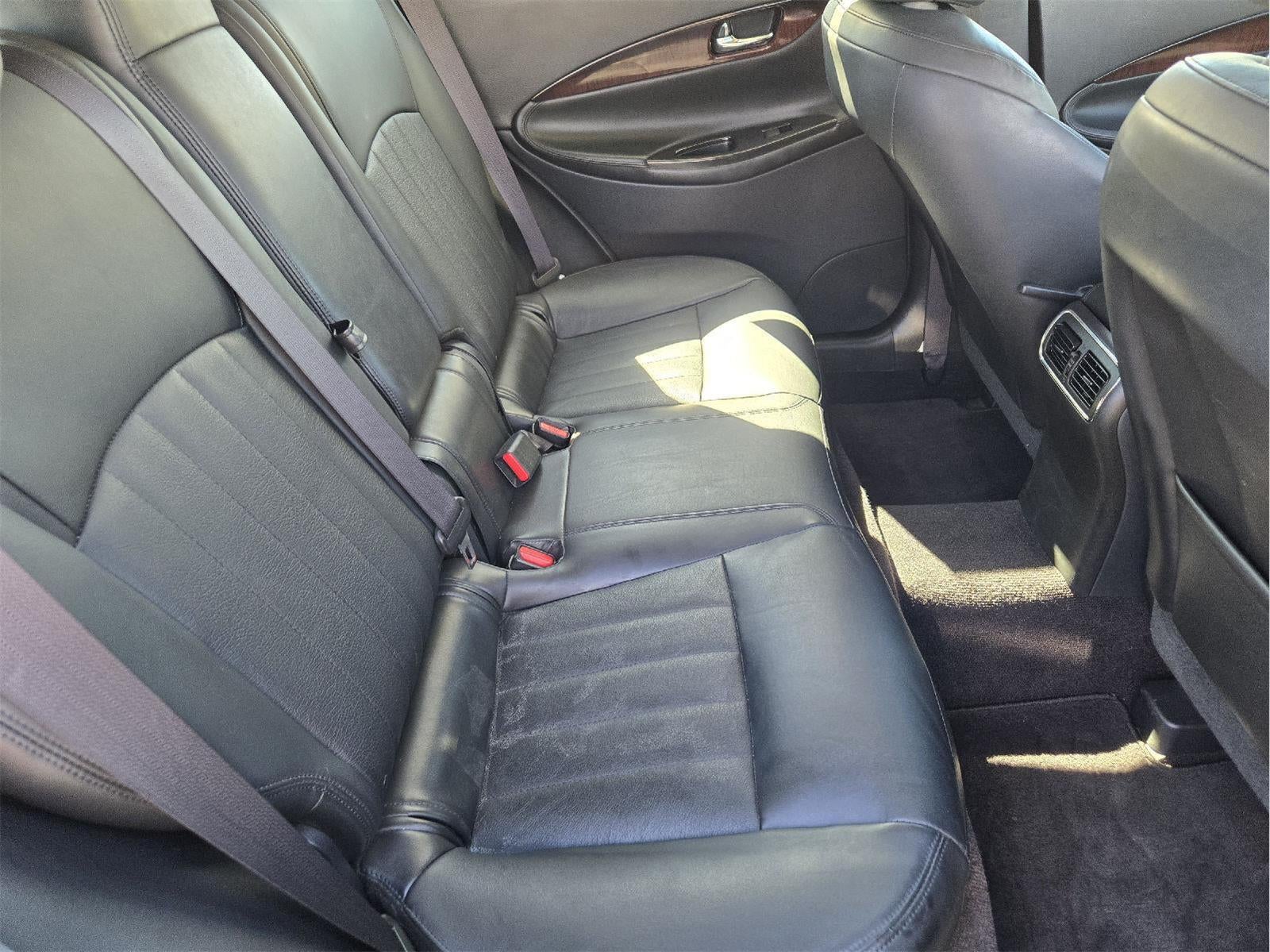 2017 INFINITI QX50 Base