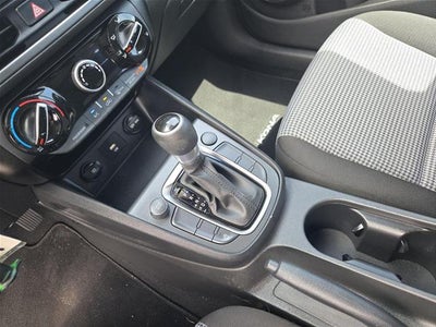 2022 Hyundai Kona SE