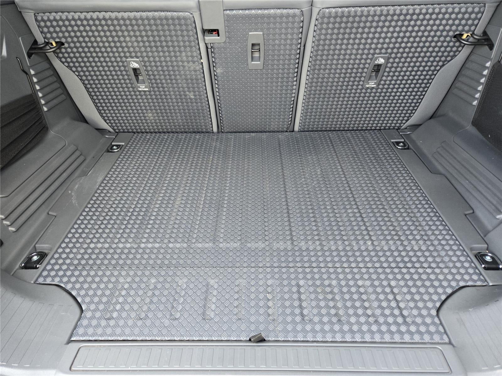 2022 Land Rover Defender X-Dynamic HSE