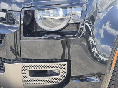 2022 Land Rover Defender X-Dynamic HSE