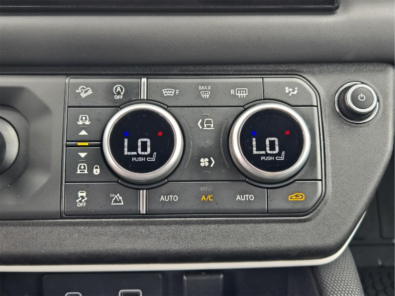 2022 Land Rover Defender X-Dynamic HSE