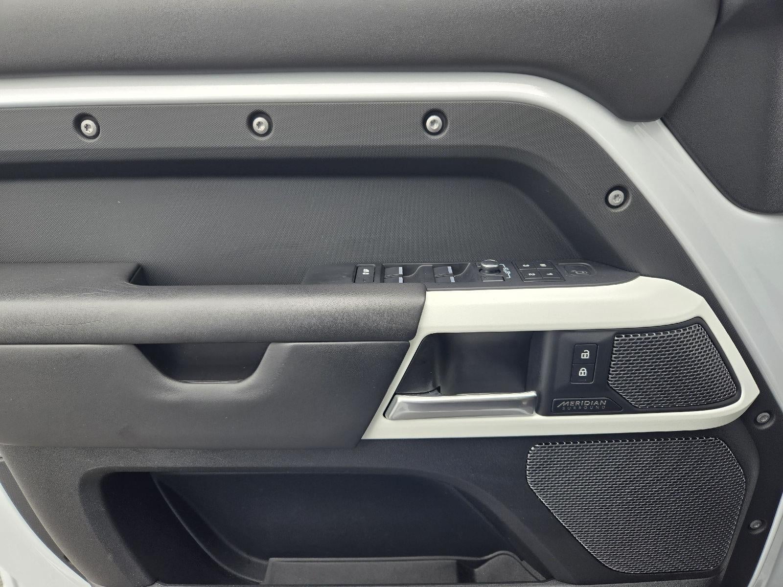 2022 Land Rover Defender X-Dynamic HSE